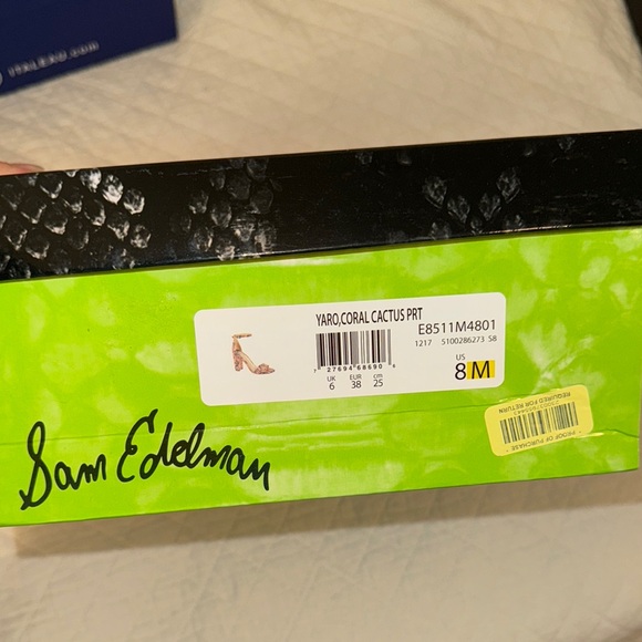 Sam Edelman Pink Heels with Chunky Block Heel - Picture 4 of 4